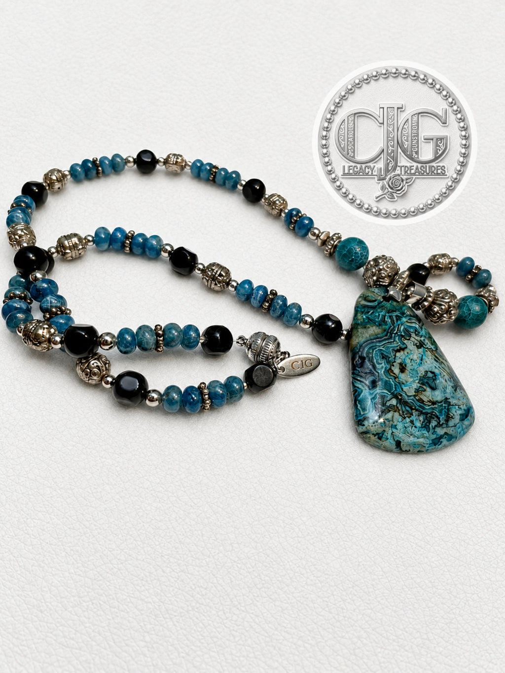 Turquoise Agate Stone Beaded Necklace