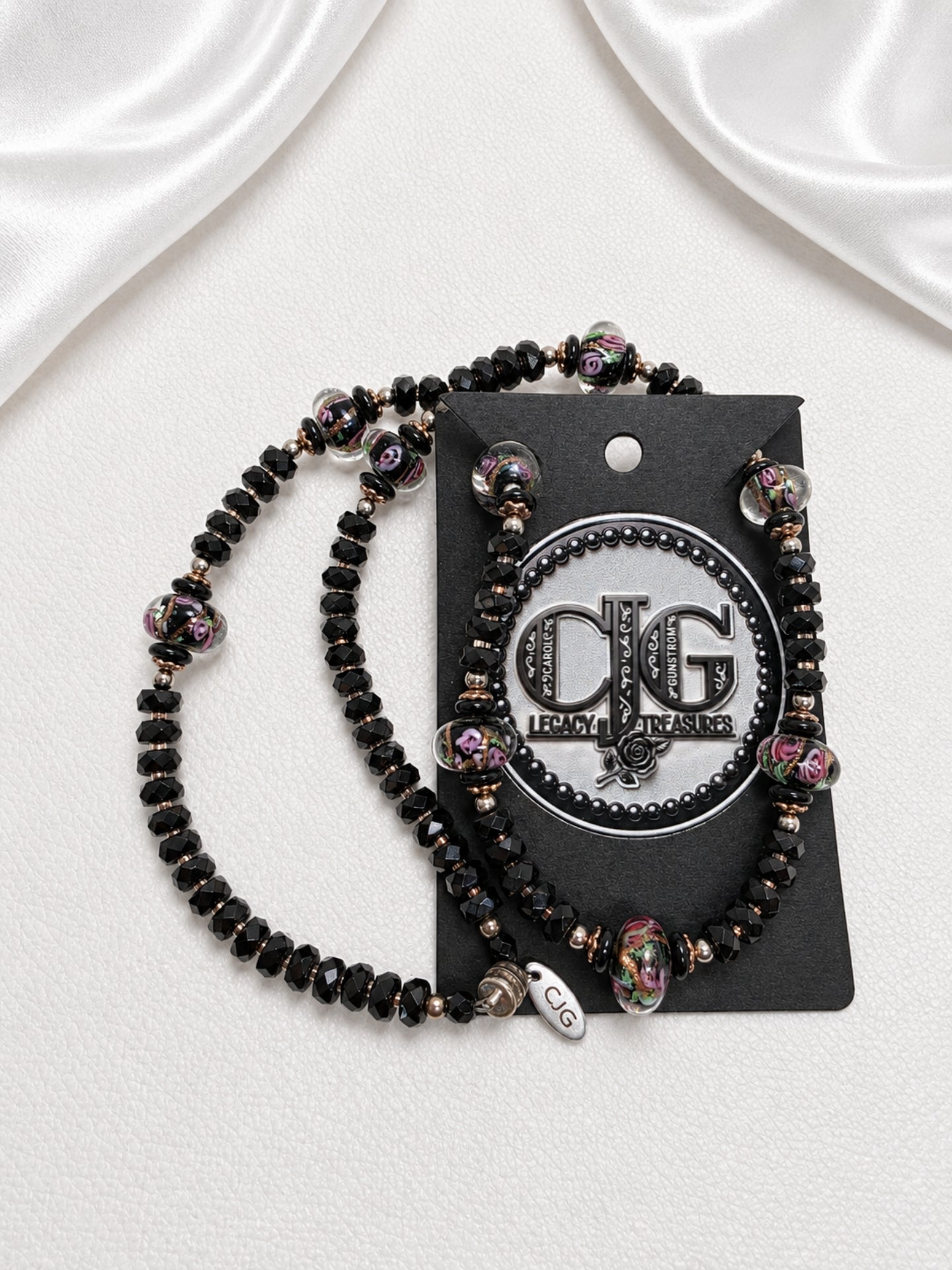 Black-Pink Crystal & Floral Necklace