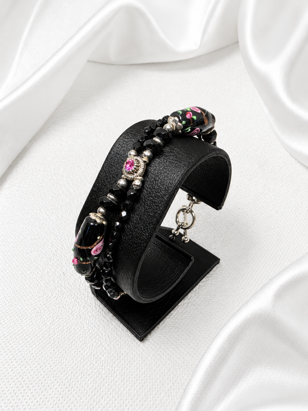 Black-Pink Rose Garden Bracelet